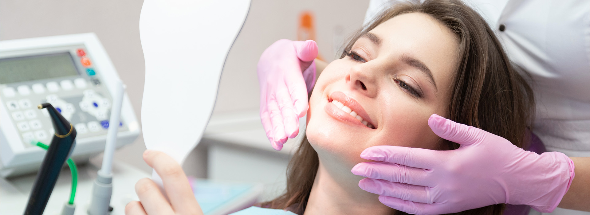 Divine Smiles Dental | Veneers, Invisalign reg and Implant Dentistry